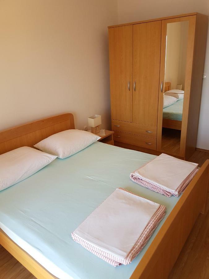 Apartments Alen Sveti Juraj Extérieur photo